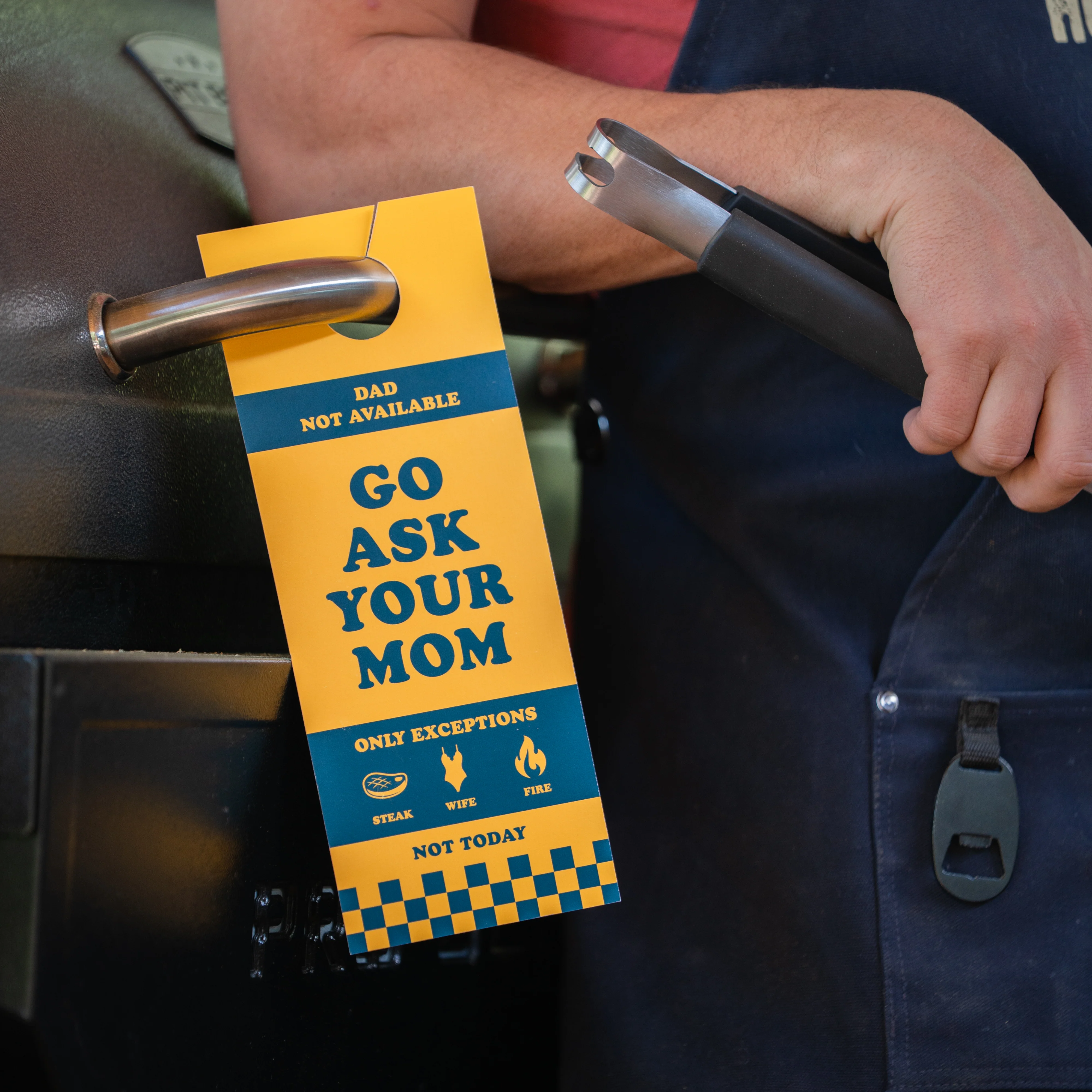 "Go Ask Your Mom/Dad" Door Tag - Image 4